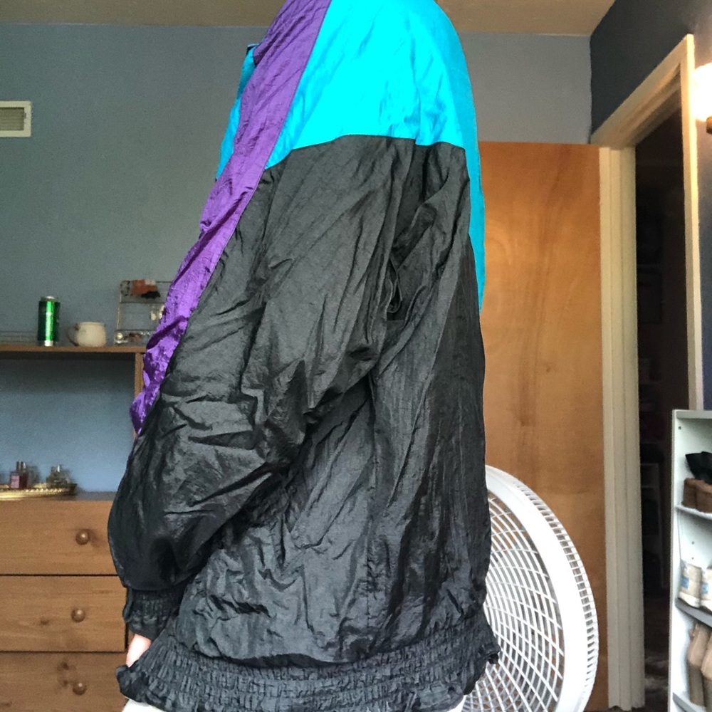90’s wind jacket with color blocking